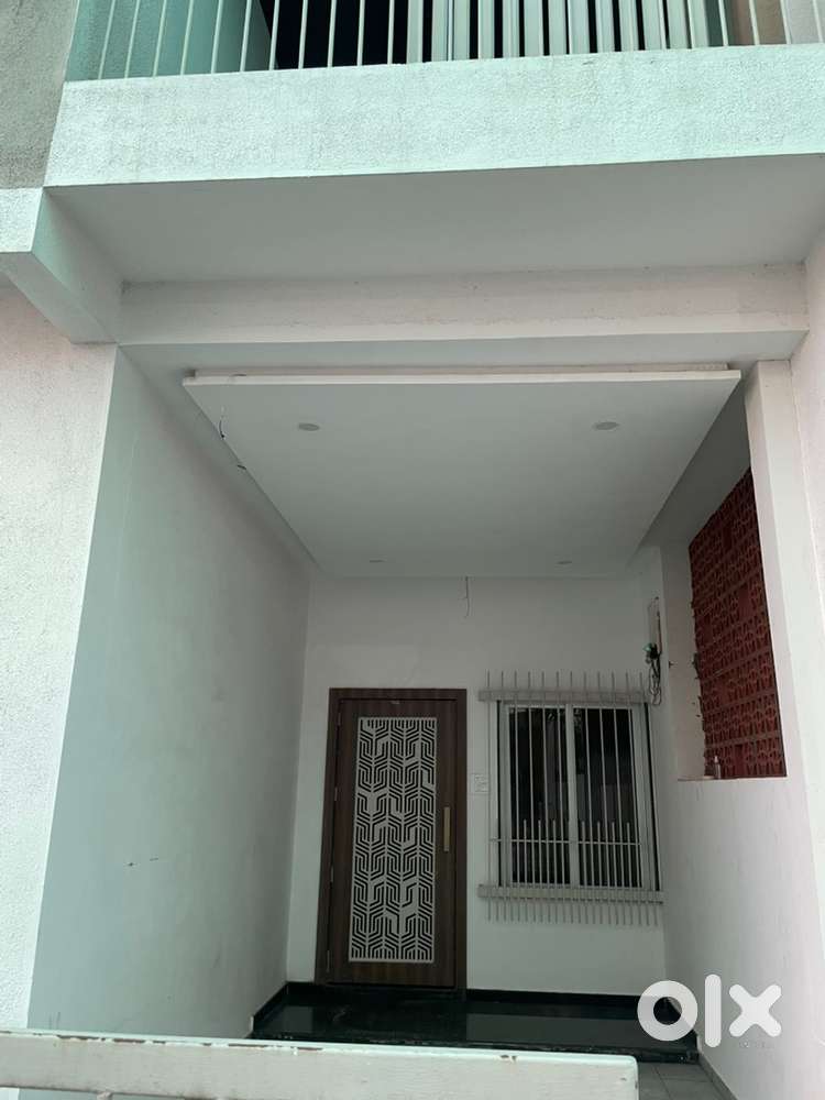 Row bungalow
