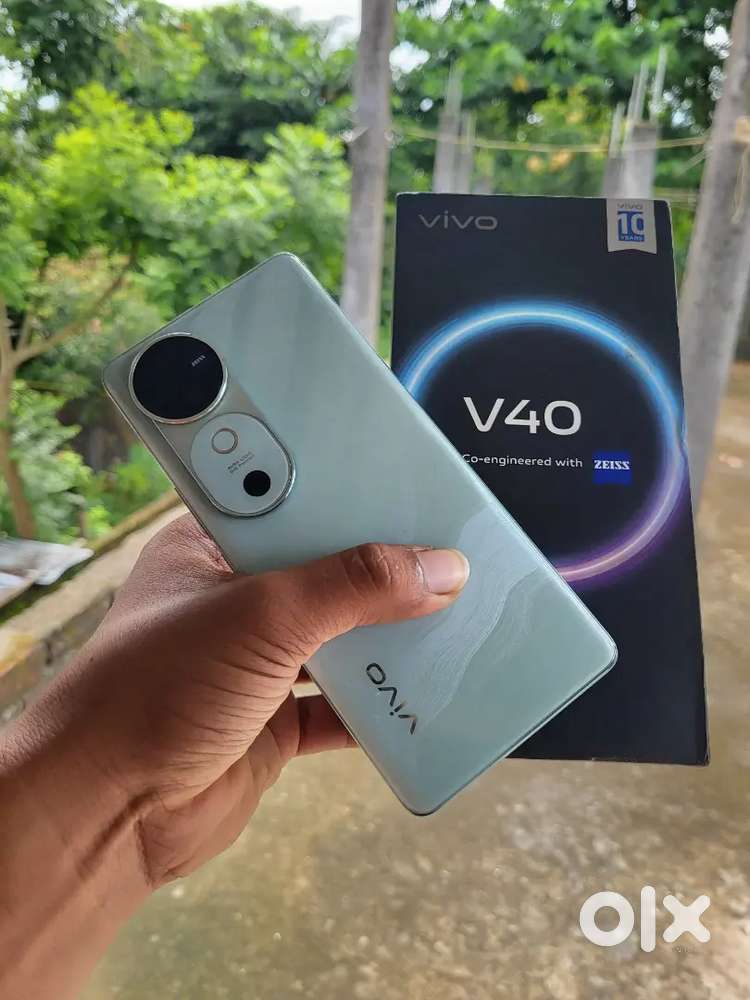 Vivo V40 256gb Under Warranty