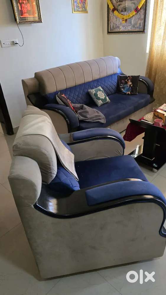 3 seater and 1 seater sofa available for sale