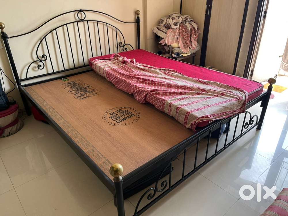 Wrought Iron bed
