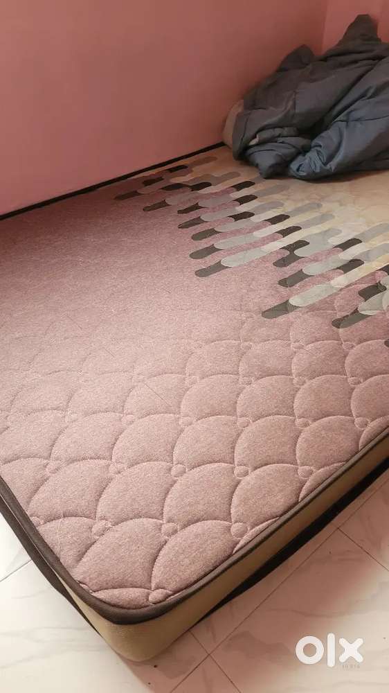 Mattress comforter pillow table cloth drying rack