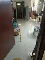 2BHK flat on 11th floor for rent by owner