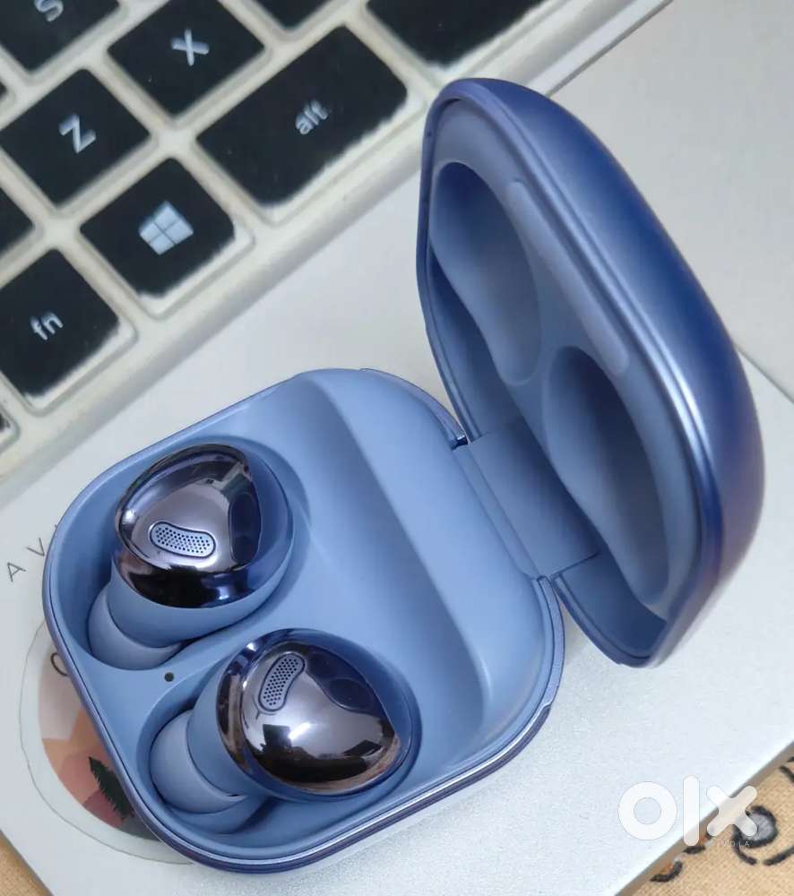 Samsung galaxy buds pro, with wireless charging premium earbuds