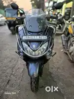Burgman 125 Bt ( Ride connect Edition)