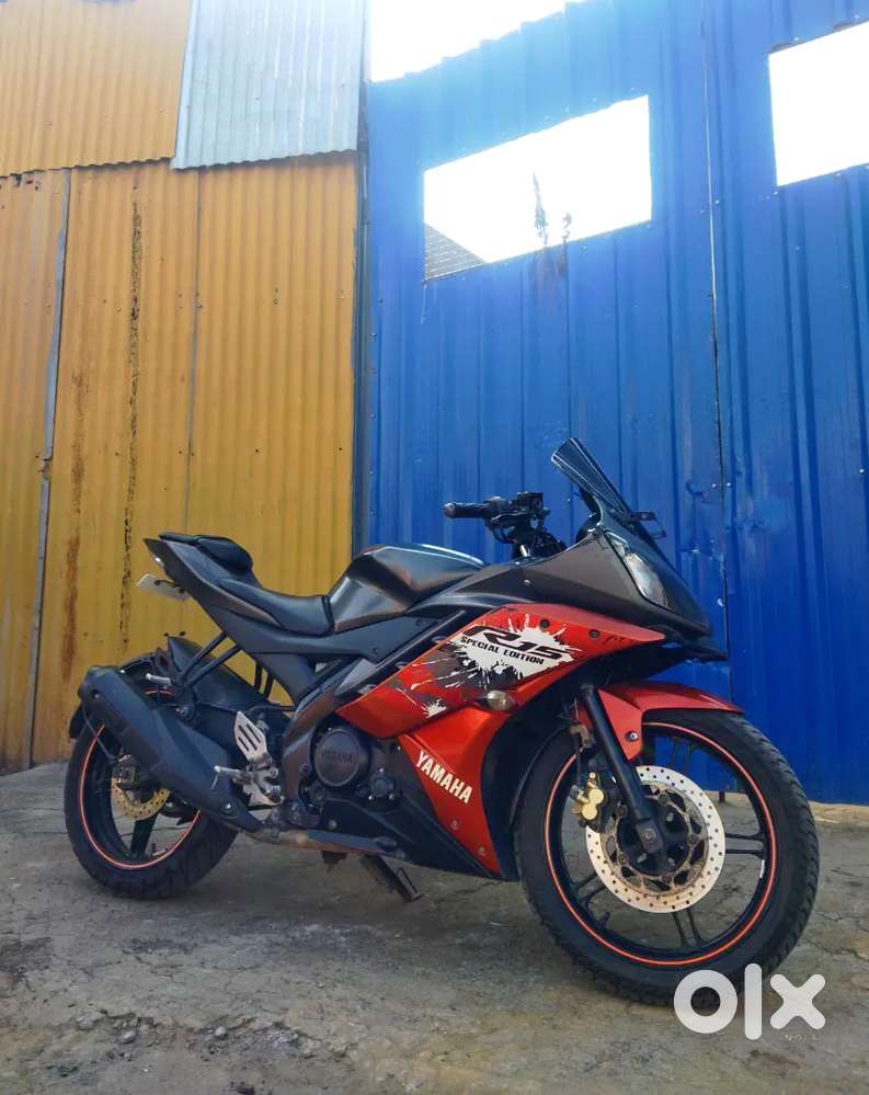 Yamaha R15 V2 Special Edition
