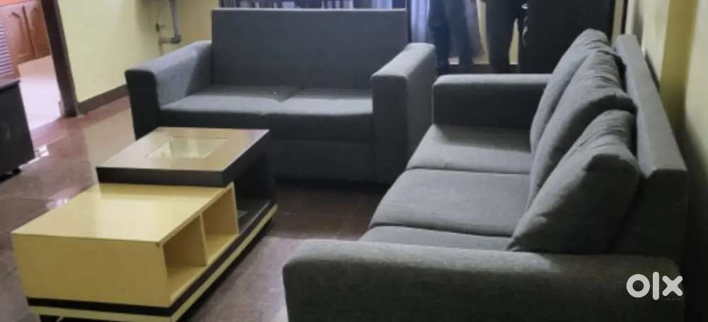 Seconf hand good condition furnitures for sale