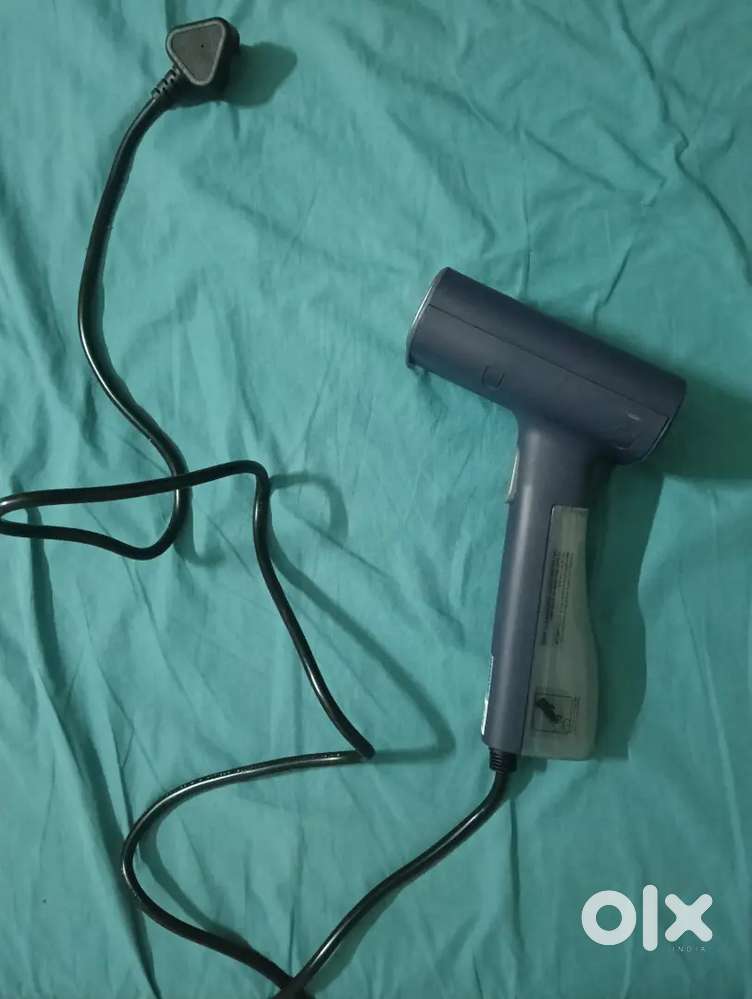 Havells Falcon handheld Garment steamer
