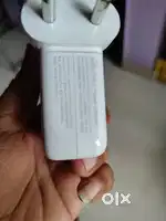 Apple original 67W adapter
