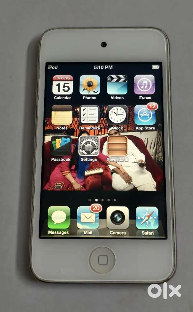 IPOD TOUCH 4TH GENERATION