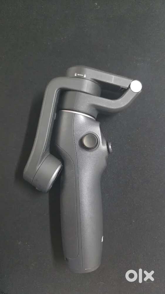 DJI osmo 6 mobile gimbal
