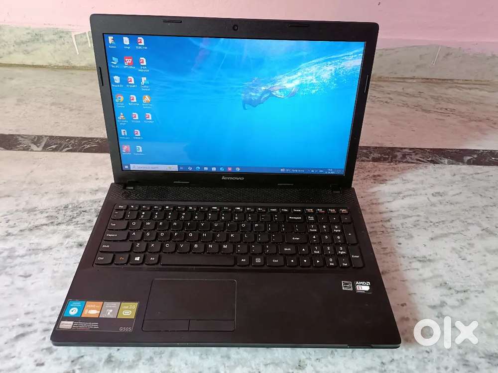 Lenova laptop 8gb ram 500 gb hd 2 hrs battery backup neat