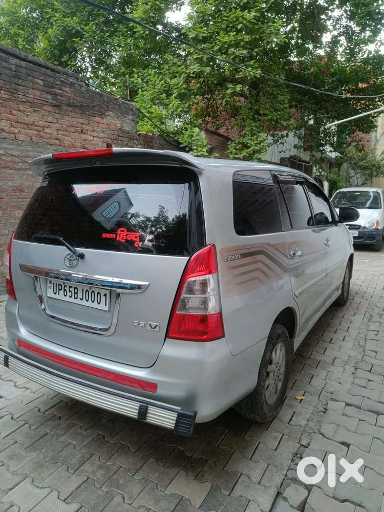 Toyota Innova 2013 Diesel Well Maintained