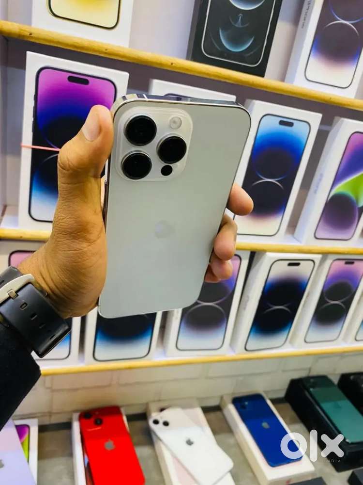 iPhone refurbished available