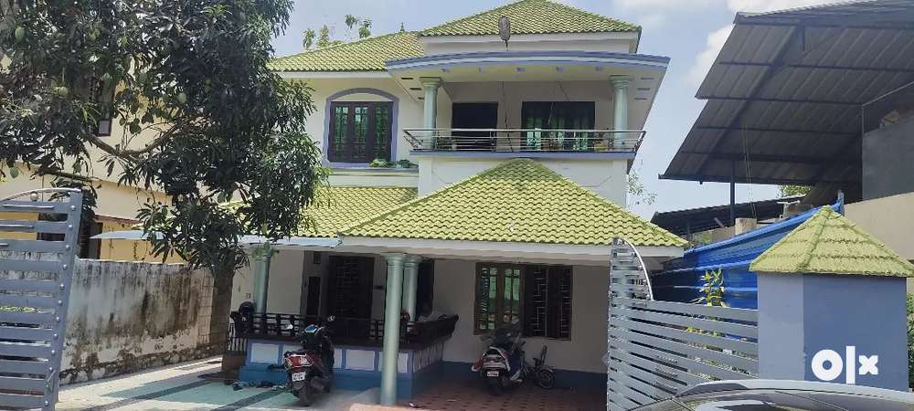 Kollam Mevaram Highway dis 200 metre 8 cent 1900 sqft house