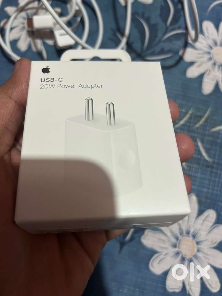 iPhone charger 20W and cable new no timepass