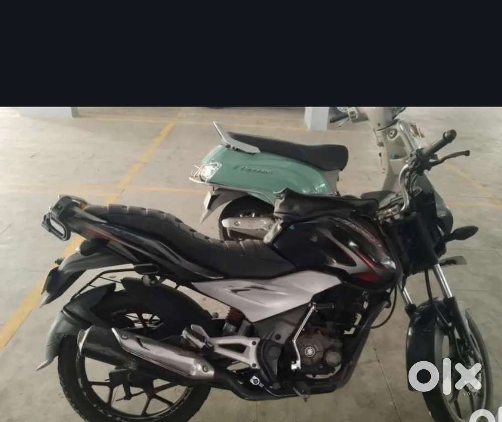 Bajaj discover excellent condition brand new tyrs