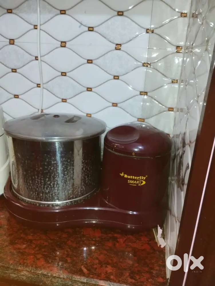 Mixer Grinder for Sale – Powerful Motor, Great Condition