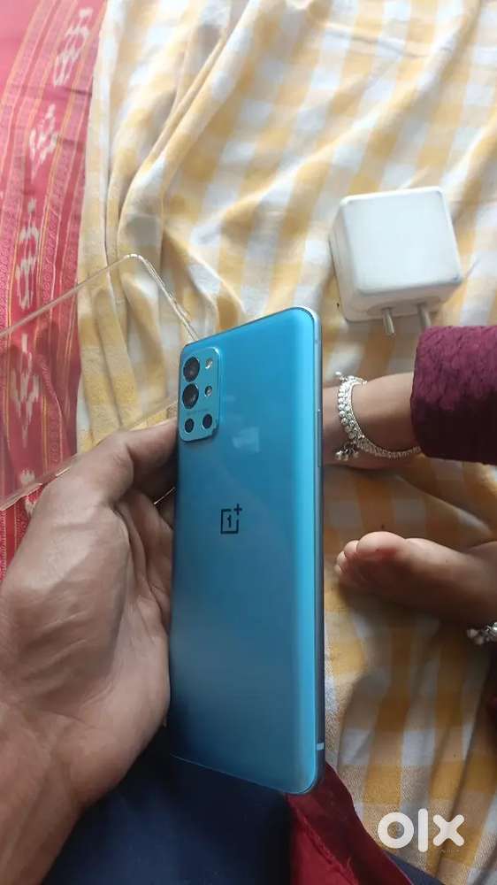 OnePlus 9r 12/256