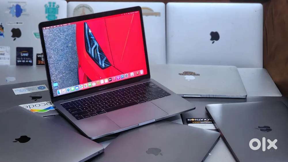 Apple Macbook Pro i7 16GB Ram 512GB Apple SSD 2018 Manufacturing