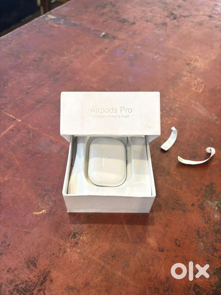 Apple Airpods pro 2generation under warranty till 2026-September