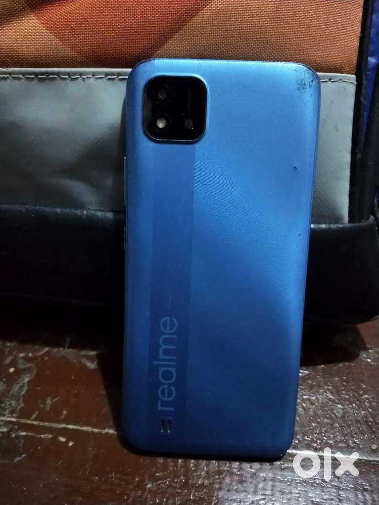 Nice phone Only 3000