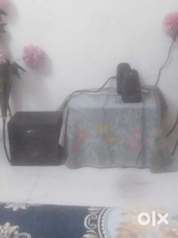 Music system logitech z623