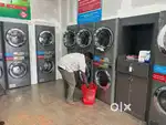 Laundry chain is hiring All Rounder and Pressman