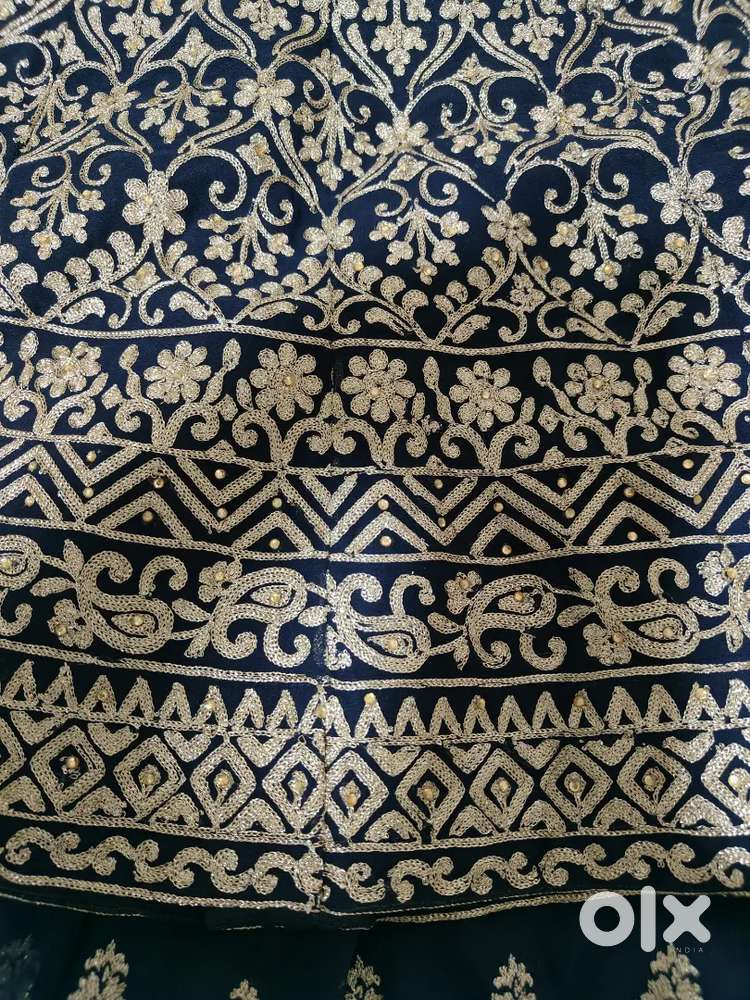 Heavy lehenga with Zari work