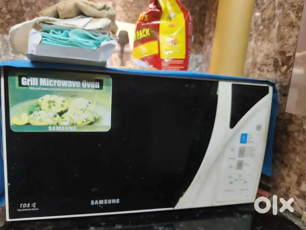 Samsung Microwave in good working condition