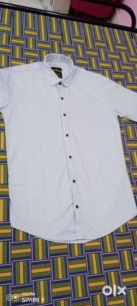Size M light blue
