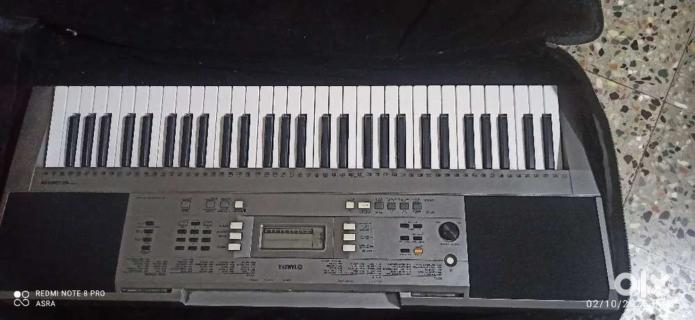 Musical keyboard/ yamaha