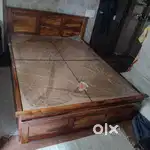 King Size Double bed with Storage and Chest of Drawers