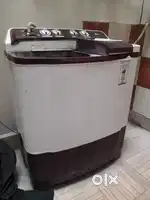8 k.g semi automatic LG washing machine