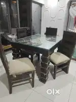 Dining table & 4 Cher