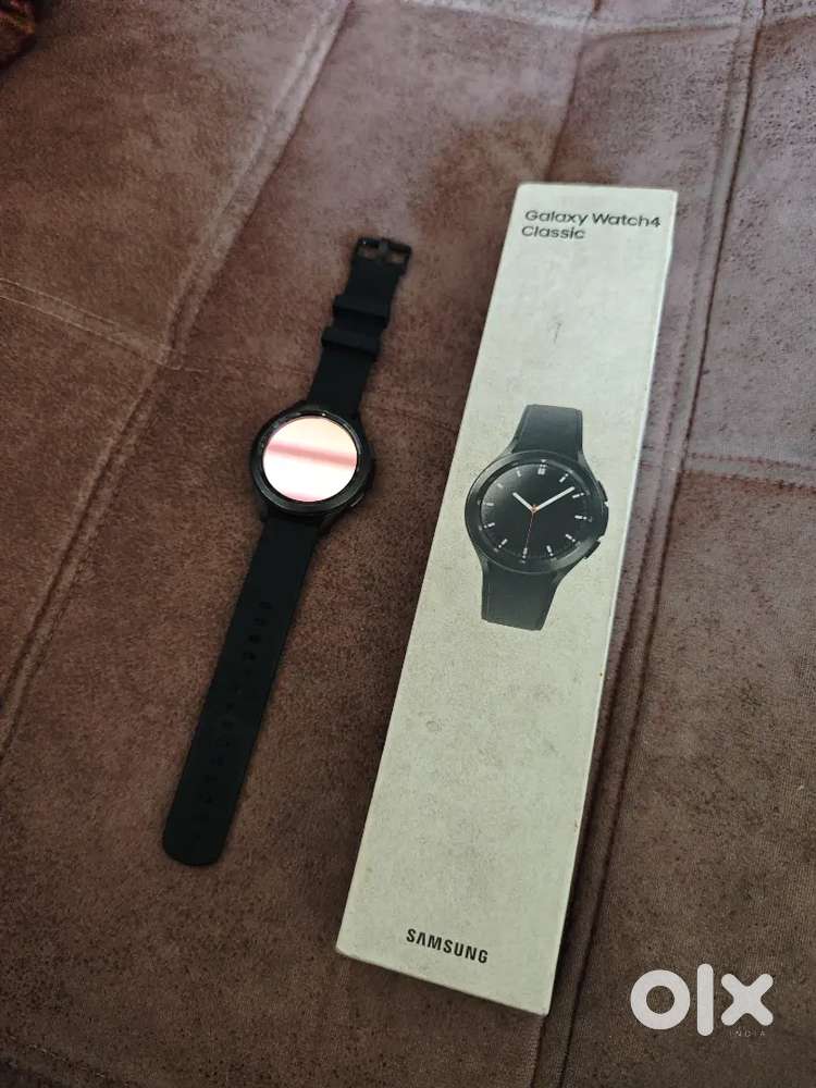 Galaxy Watch 4 Classic 46mm LTE with box, overall body good condition