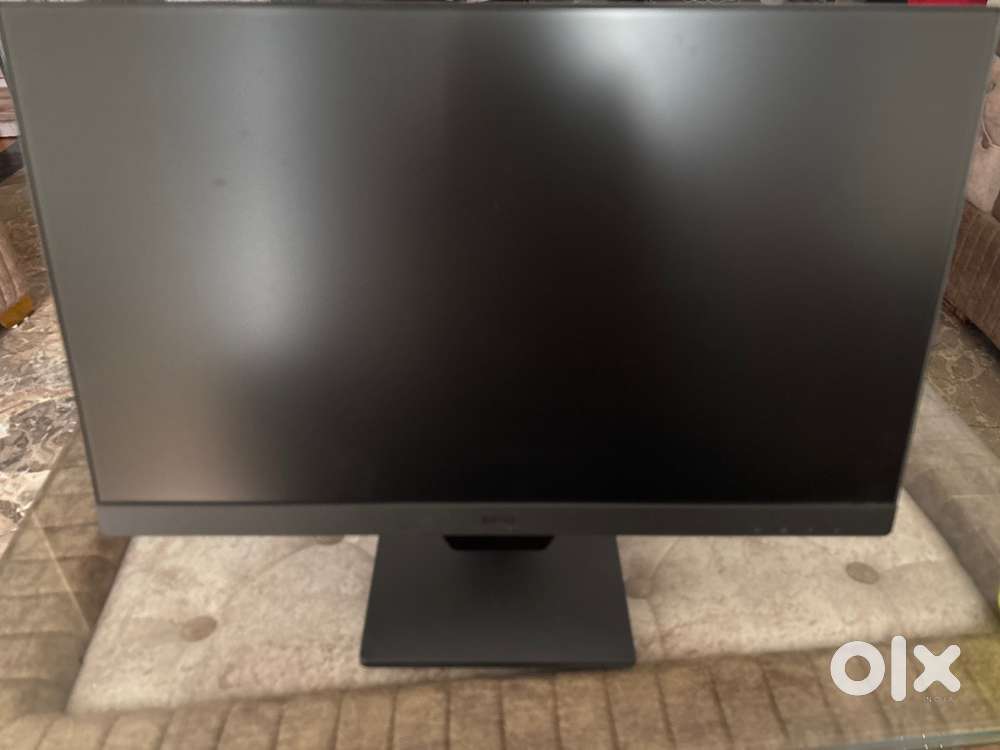 Benq 24 inch LED monitor just 1 year old 6999