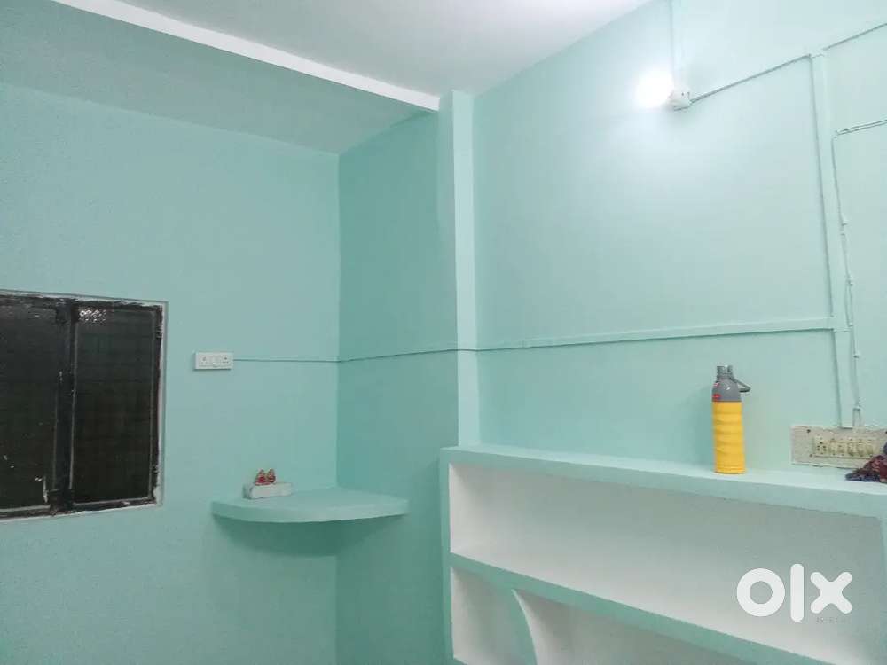 Independent House(2Room1kitchen1bathroom),Jagriti chaurah kalindipuram