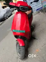 OLA S1 Pro. Single hand driven