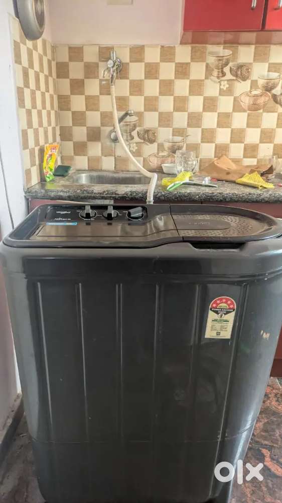 Whirlpool washing machine with good condition