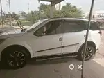 Mahindra XUV500 2020