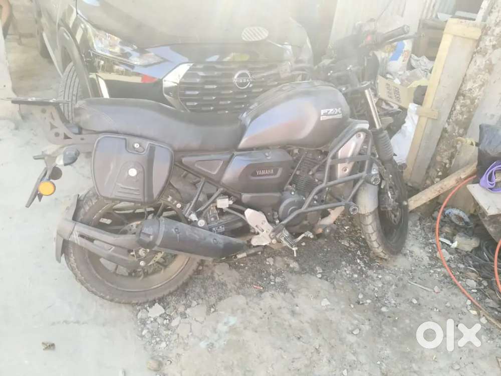 Yamaha FZX