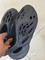 Adidas yeezy foam runners