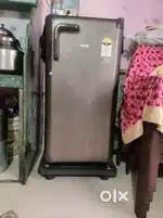 Whirlpool Fridge 180 liter