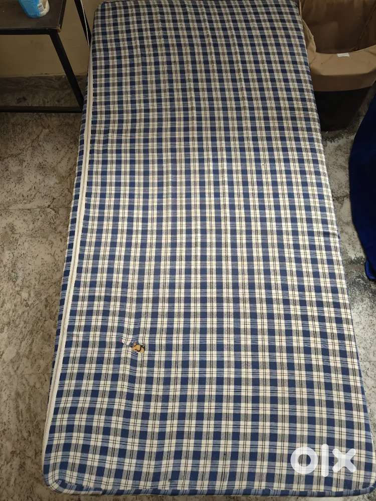 Reception table counter 4ft.x2.5ft, mattress 6*3 and study table