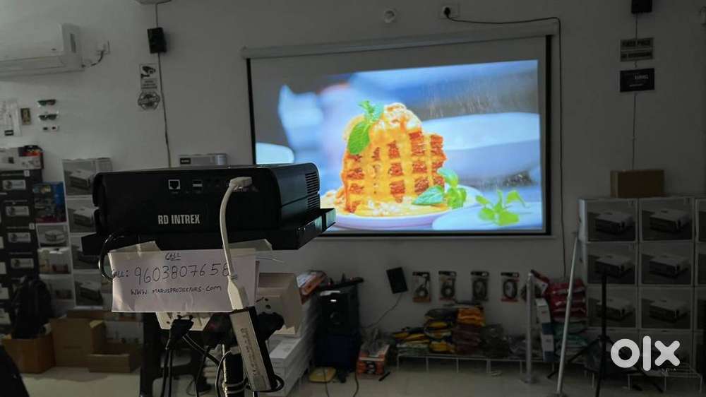 New Best quality 4K 3D projectors and screens wall tripod at wholesale