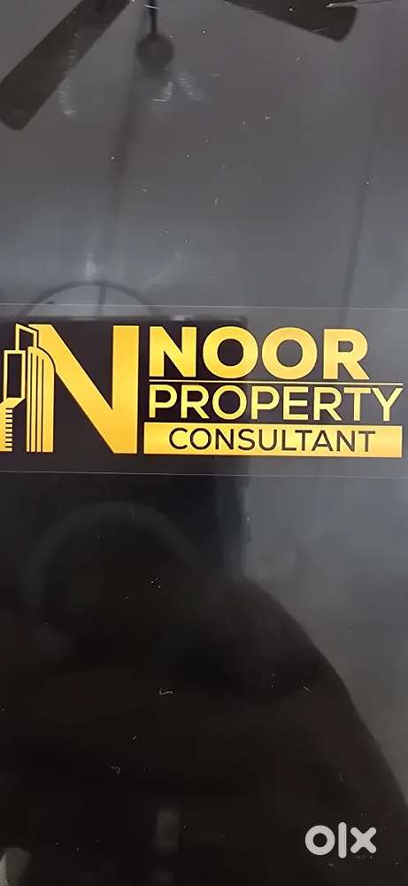 Receptionist and sales of real estate