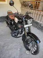 Royal enfield classic 350 second ownerdhip Led light and alloy wheels