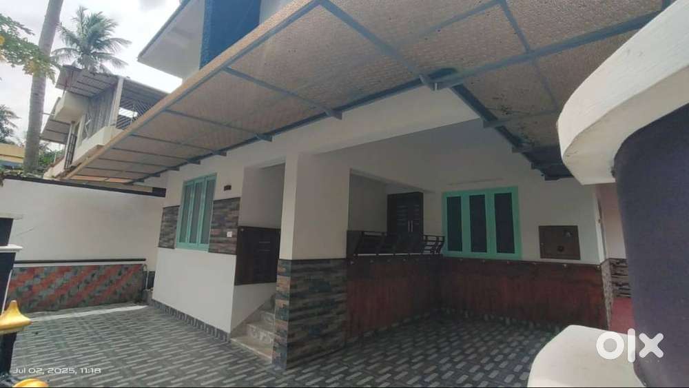 (ID-D227148) Residential Land with House for sale at pattom