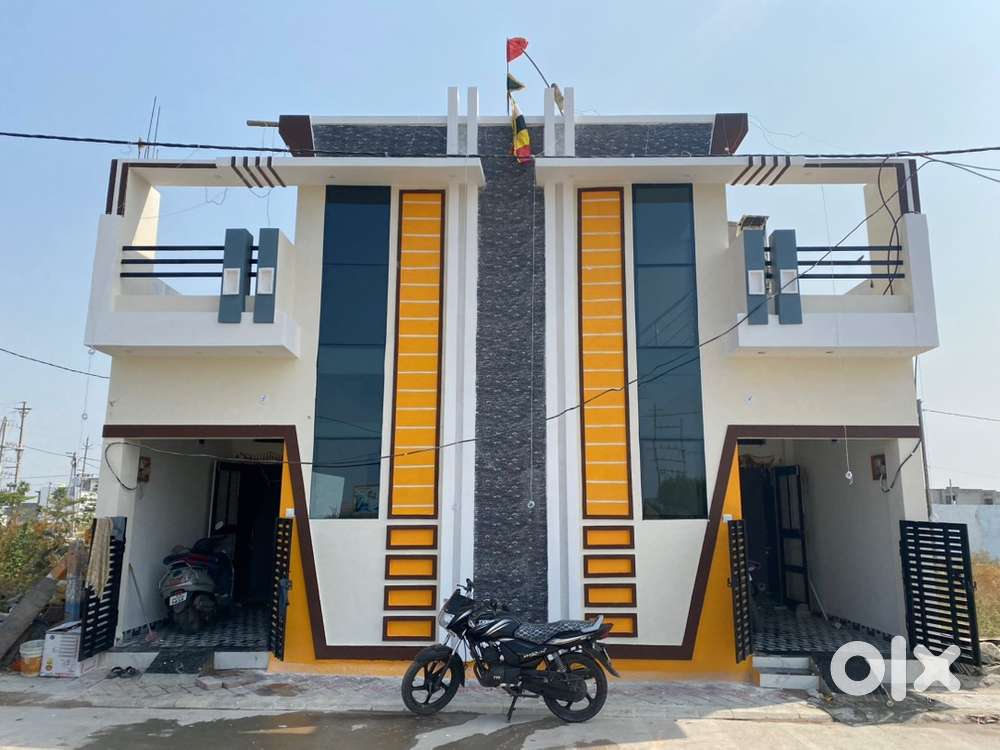 15/40 Makan Sell indore Ujjain Road Premium location Near Pakiza schol