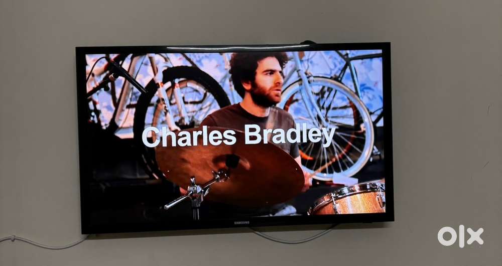 Samsung 32-Inch LED TV – Excellent Condition  Great Picture Quality